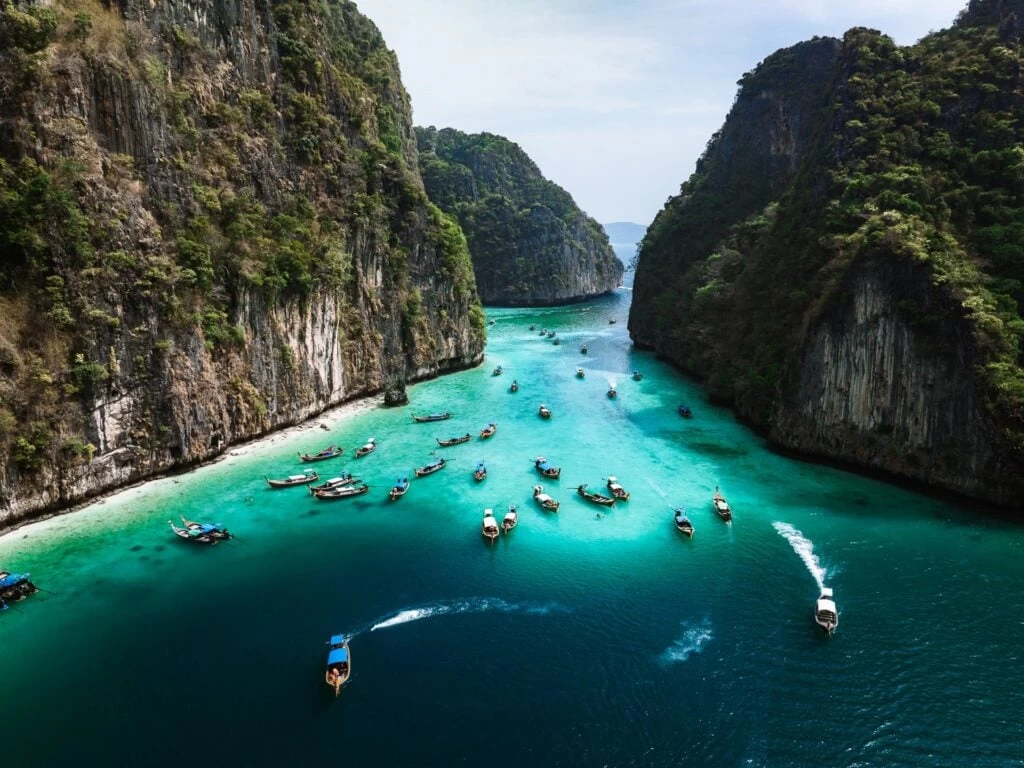 How to Plan a 3-Day Corporate Offsite in Phi Phi Islands, Thailand How to Plan a 3-Day Corporate Offsite in Phi Phi Islands, Thailand