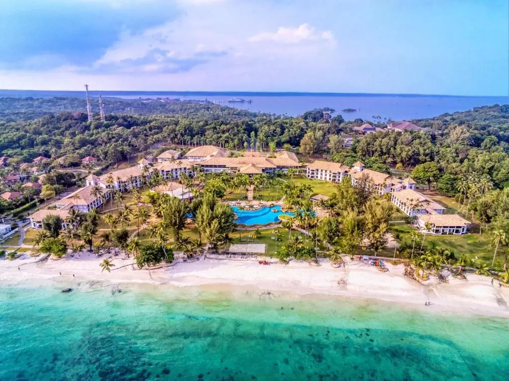 Hotel/Resort Nirwana Resort