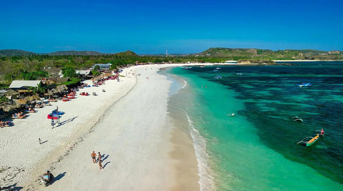 SOS Party Offsite sightseeing Lombok and the Gili Islands Tanjung Aan Bay and Merese Hill