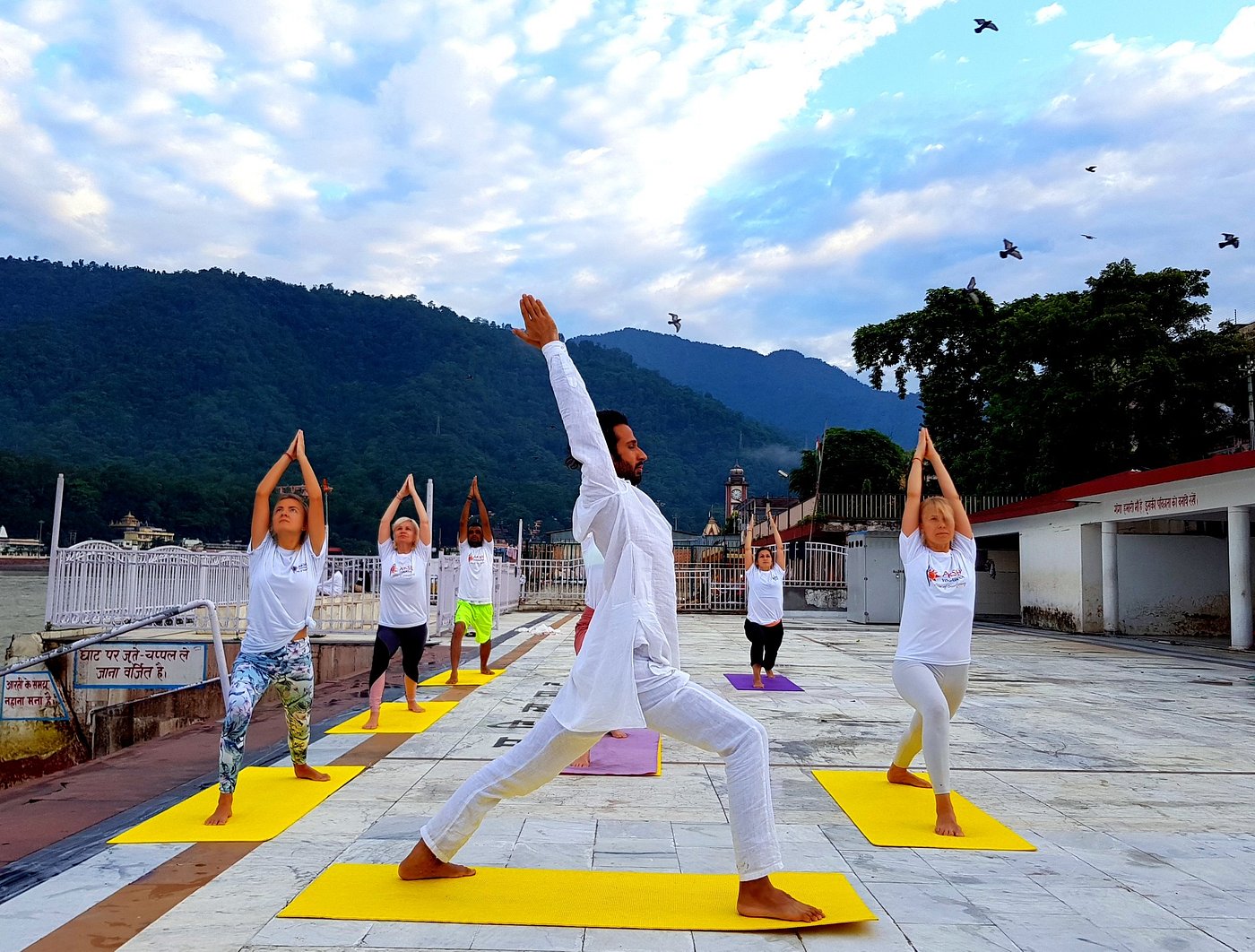 SOS Party Offsite sightseeing Sightseeing Yogashala