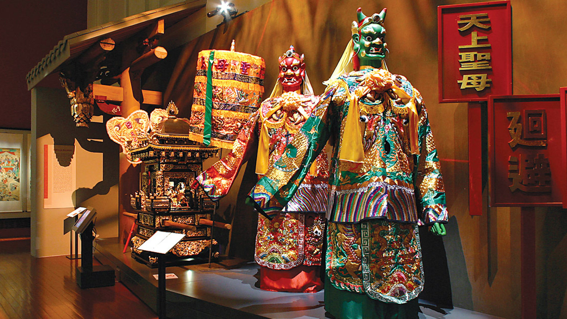 SOS Party Offsite sightseeing Singapore City Tour Asian Civilisations Museum