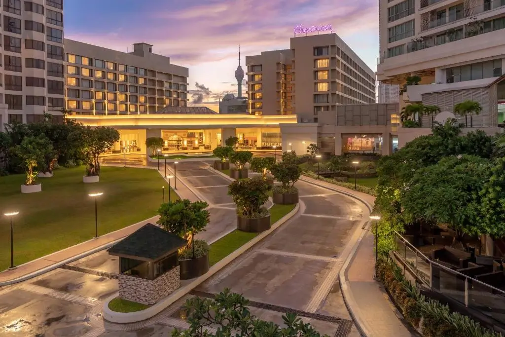Hotel/Resort cinnamon grand hotel