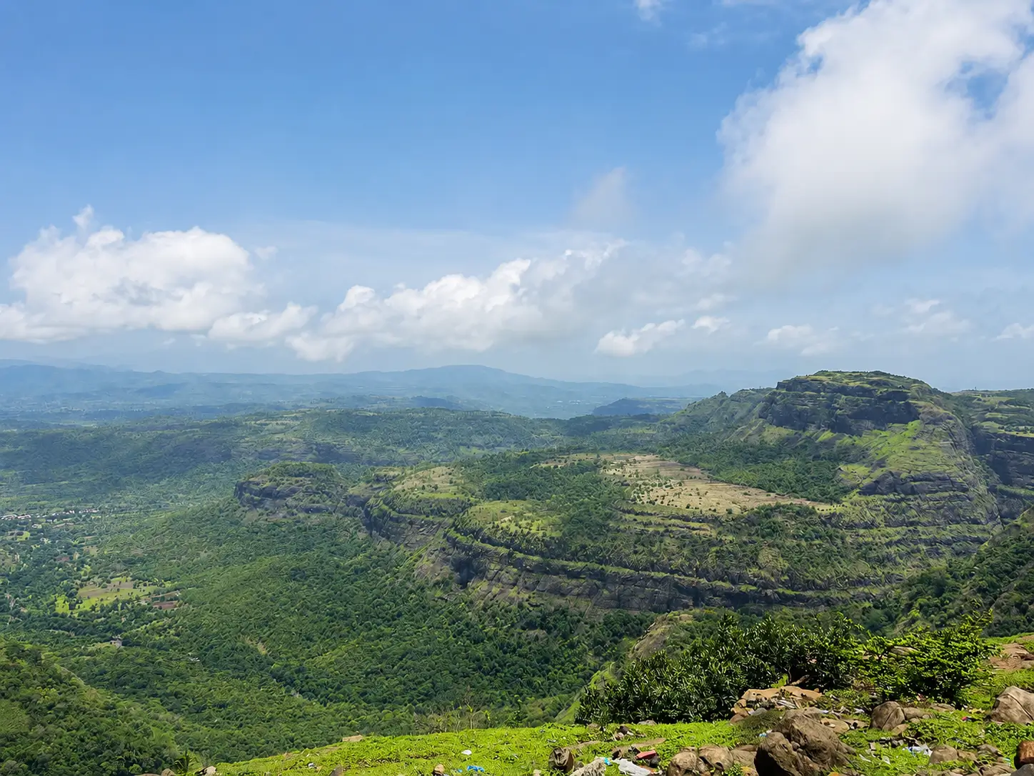 SOS Party Offsite sightseeing Lonavala & Khandala Belt Tiger Point