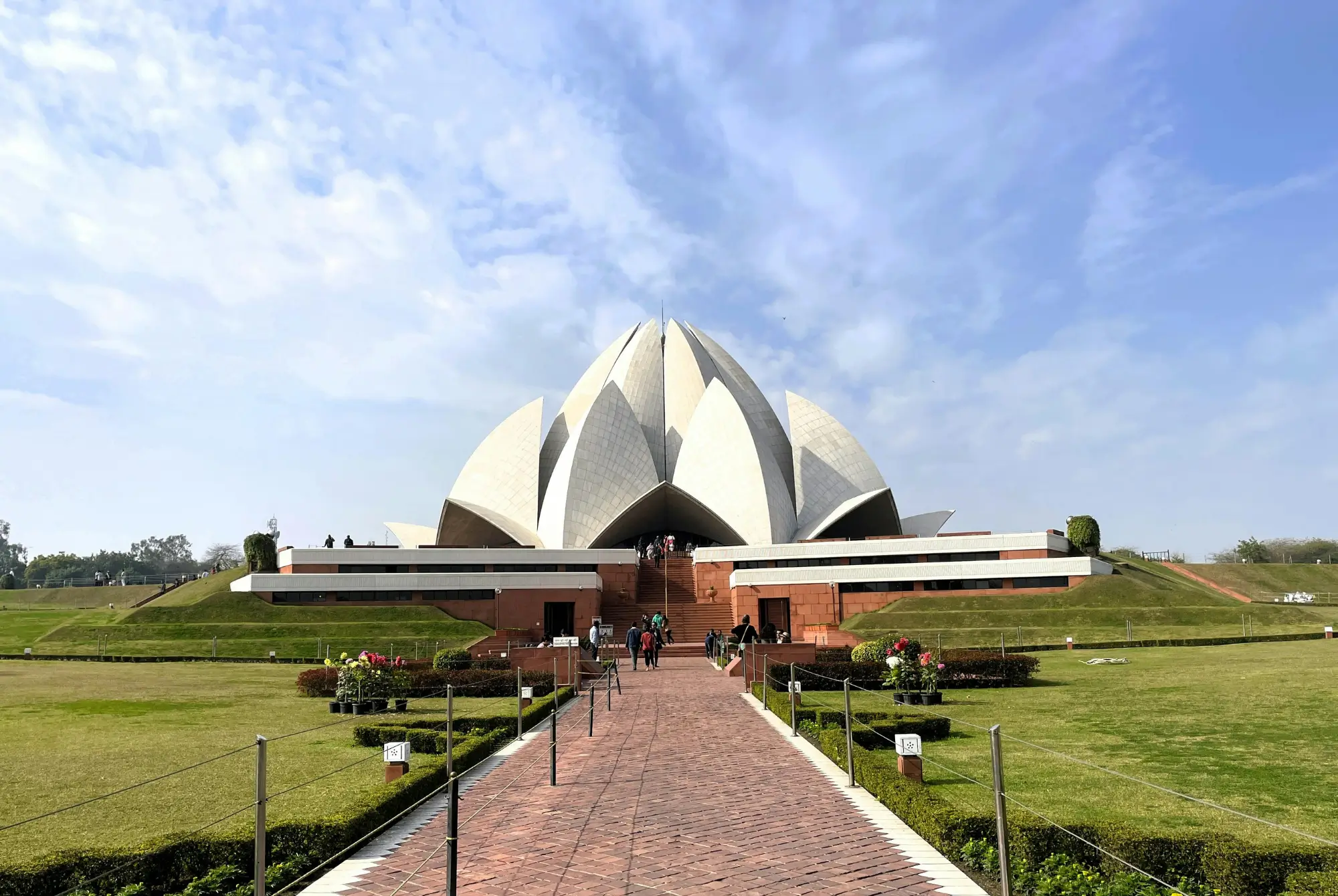 SOS Party Offsite sightseeing Delhi Heritage & Culture Lotus Temple