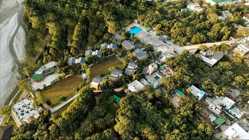 Hotel/Resort voco Jim Corbett, an IHG Hotel